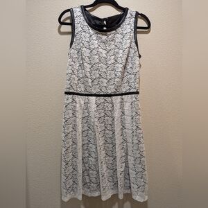 Women's Black & White Sleeveless Lace Dress with Faux Leather Trim (XL)